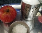 A picture of step 1 of Apple milkshake.