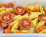 Foto del paso 2 de la receta: Pechugas de pollo en el horno con verduras