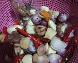 Foto langkah ke 2 dari resep 46. Gulai Daging Kepala Sapi.