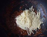 Foto langkah ke 5 dari resep Spaghetti Bumbu Rendang (186).