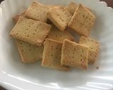 รูปขั้นตอนการทำที่ 4 ของ Keto healthy easy crackers by air fryer 4 ingredient
