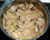 Foto del paso 3 de la receta: Alcachofas con almejas y gambas en salsa verde