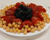 Foto del paso 5 de la receta: Pimientos de Piquillo Rellenos de Garbanzos de bote con Olivas Negras