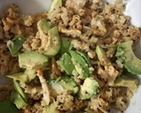 Foto del paso 6 de la receta: Ensalada templada de quinoa, pollo y aguacate al curry