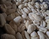 Foto del paso 5 de la receta: Ñoquis de papa con estofado de alitas de pollo