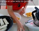 Foto del paso 8 de la receta: Merluza en Salsa Verde con Gambas y Almejas TMX