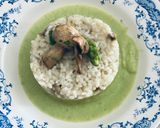 A picture of step 5 of Risotto with Asparagus Cream and Mushrooms.