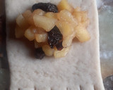 Foto del paso 3 de la receta: Persianitas de manzana y pasas de uva🍎