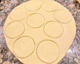 Foto del paso 3 de la receta: Galletas “ Lacitos de vainilla “