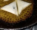 A picture of step 3 of Chicken tikka samosas.