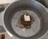 Foto del paso 3 de la receta: Hamburguesas caseras con queso, lechuga y tomate