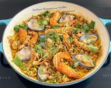 A picture of step 4 of Seafood Rosmarino Paella.