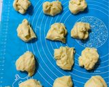 Foto langkah ke 3 dari resep 460. Donat Maizena.