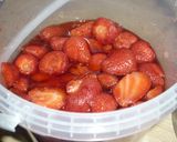 Eper - áfonya lekvár recept fázis 2 fotója