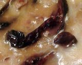 A picture of step 3 of California pepper pod gravy.