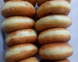 Foto langkah ke 4 dari resep Donat Empuk, Lembut dan Montok anti gagal.