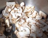 Foto del paso 2 de la receta: Champignones en salsa alfredo
