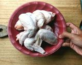 Foto langkah ke 1 dari resep Ayam Goreng ala Korea Bahan Lokal.