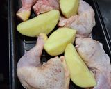Foto del paso 2 de la receta: Pollo (30) Muslos con verduras #Delantalcookpad2026