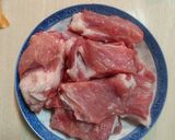 洋蔥紹興酒滷肋排的食譜步驟1照片