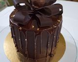 Foto del paso 6 de la receta: Torta de trufa, ganache de chocolate blanco y brillo espejo