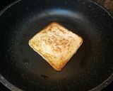 Foto del paso 2 de la receta: Pan frito templado con escalivada y queso griego con aceite Vida