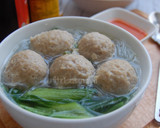 Foto langkah ke 7 dari resep Bakso Kenyal Banget, Pakai Daging Sapi & Ayam.