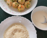Foto langkah ke 3 dari resep Bola bola nasi krispy.