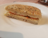Foto del paso 9 de la receta: Focaccia rellena de queso y salmón ahumado