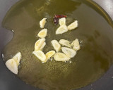 Foto del paso 1 de la receta: Gambones al ajillo muy mediterráneos