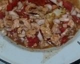 A picture of step 2 of Spicy chicken roll.