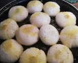 Foto del passaggio 1 della ricetta Le cipolle in agrodolce caramellate