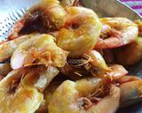Gambar langkah 1 resipi Sambal Udang Bersantan.