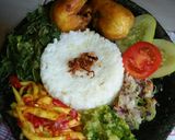 Foto langkah ke 6 dari resep Ayam goreng tiga sambal.