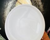 Hình bước làm 1 của món Cá hiếu luộc cạn với sả và mướp