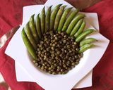 A picture of step 4 of Roasted Green Peas.