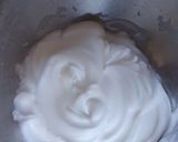 Foto del paso 1 de la receta: Huevos de nubes.