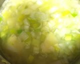 Foto del paso 3 de la receta: Crema de espárragos trigueros y puerros