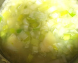Foto del paso 3 de la receta: Crema de espárragos trigueros y puerros