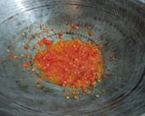 Foto langkah ke 3 dari resep Cireng Merah Putih🇮🇩 Isi Kornet-Sosis Pedas.