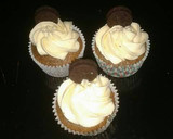 Foto del paso 3 de la receta: Cupcakes de Oreo (con buttercream de chocolate blanco/buttercrea