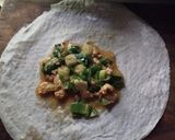 Foto langkah ke 5 dari resep Martabax Kulit Lumpia isi Ayam kari.
