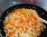 Foto langkah ke 2 dari resep Risoles isi sayur.