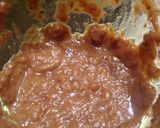 A picture of step 5 of Imli or khajoor ki chutney.