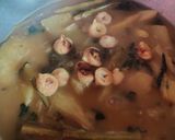 উচ্ছে পাতার দুধ শুক্তো(uchche patar doodh shukto recipe in Bengali) রেসিপি ধাপ - 4 ছবি