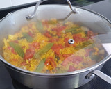 Foto del paso 5 de la receta: Arroz con atún, coliflor y tirabeques