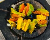 आचारी पनीर टिक्का(achari paneer tikka in hindi) रेसिपी चरण 5 फोटो