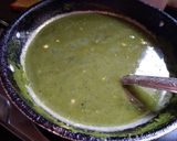 A picture of step 3 of Palaka chi pattal bhaji.
