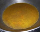 A picture of step 4 of Cheese capsicum maggi noodles.