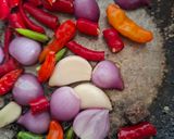 Foto langkah ke 3 dari resep Sambal Pecak Ayam Betawi.